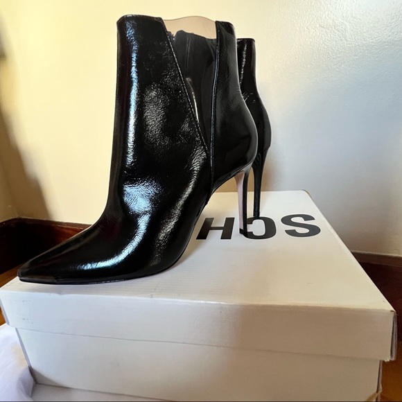 NWT Schutz Adilene Patent Leather Ankle Bootie